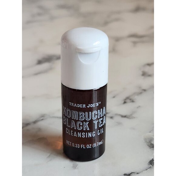 Trader Joes Kombucha Black Tea Cleansing Oil 0.33 Fl Oz Travel Size - Picture 1 of 2